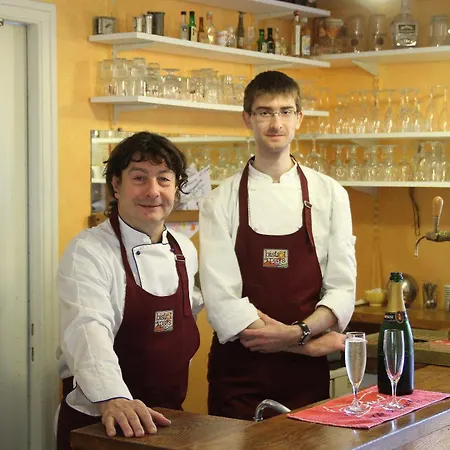 De L'omois באולן-אן-ברי