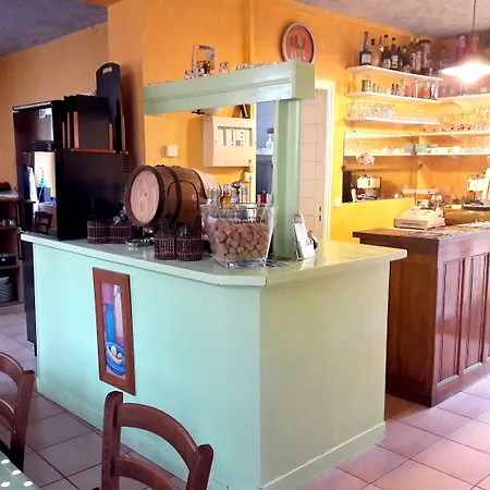 De L'omois Otel Baulne-en-Brie