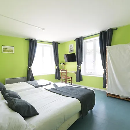 De L'omois Hotel 2*