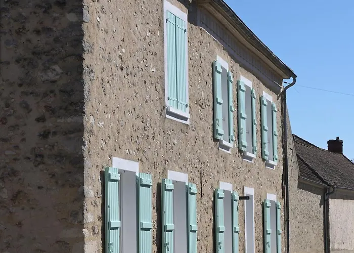 De L'omois Szálloda